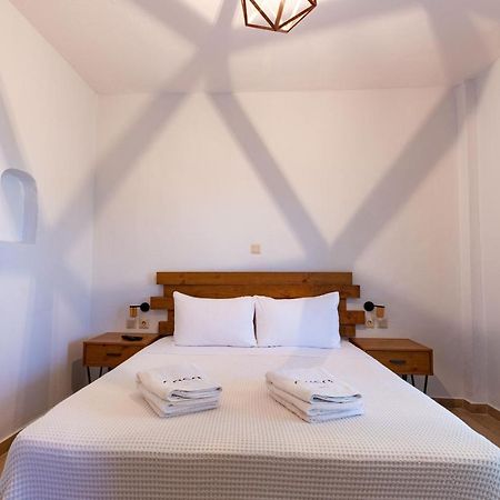 פאליאורי Casa Luxury Suites מראה חיצוני תמונה