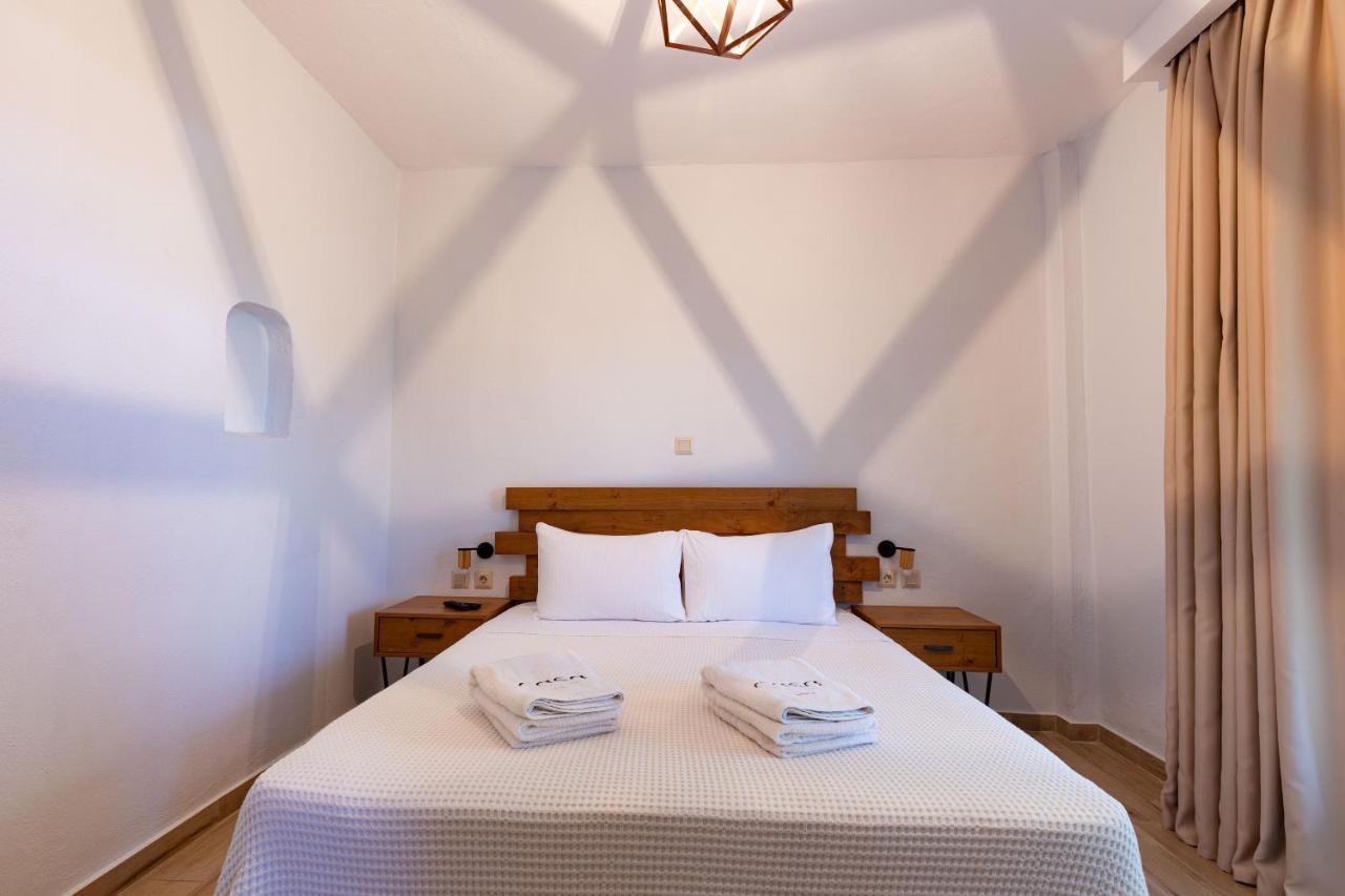 פאליאורי Casa Luxury Suites מראה חיצוני תמונה