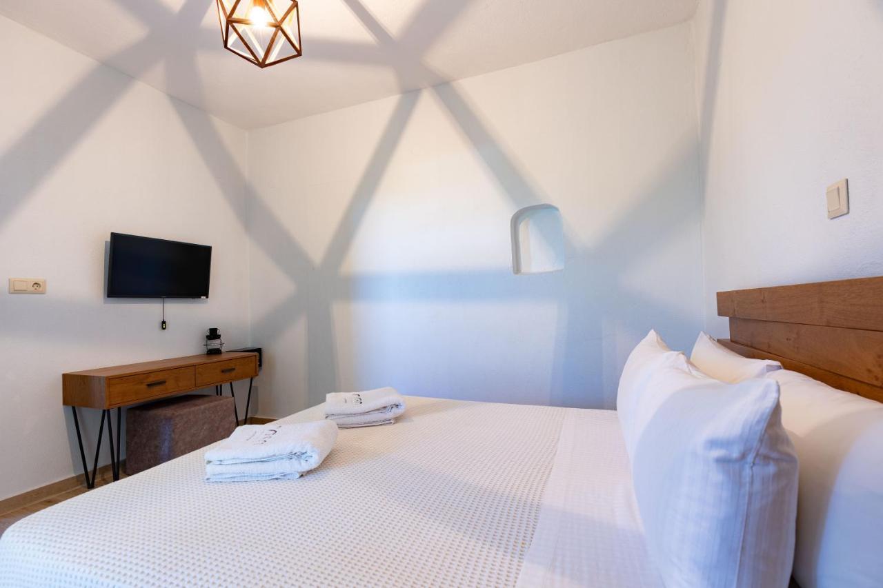 פאליאורי Casa Luxury Suites מראה חיצוני תמונה