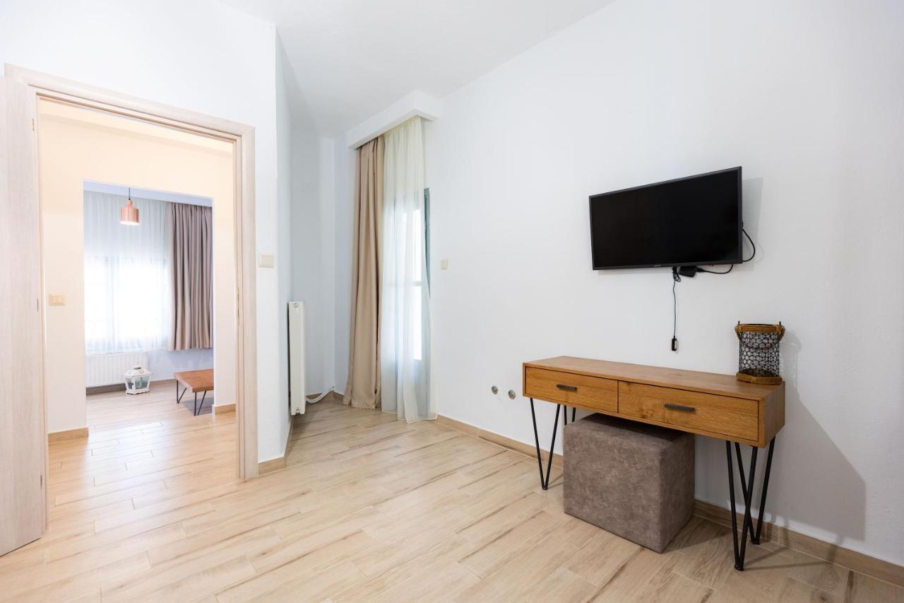 פאליאורי Casa Luxury Suites מראה חיצוני תמונה