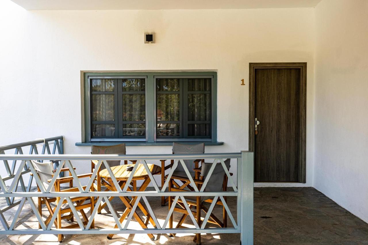 פאליאורי Casa Luxury Suites מראה חיצוני תמונה