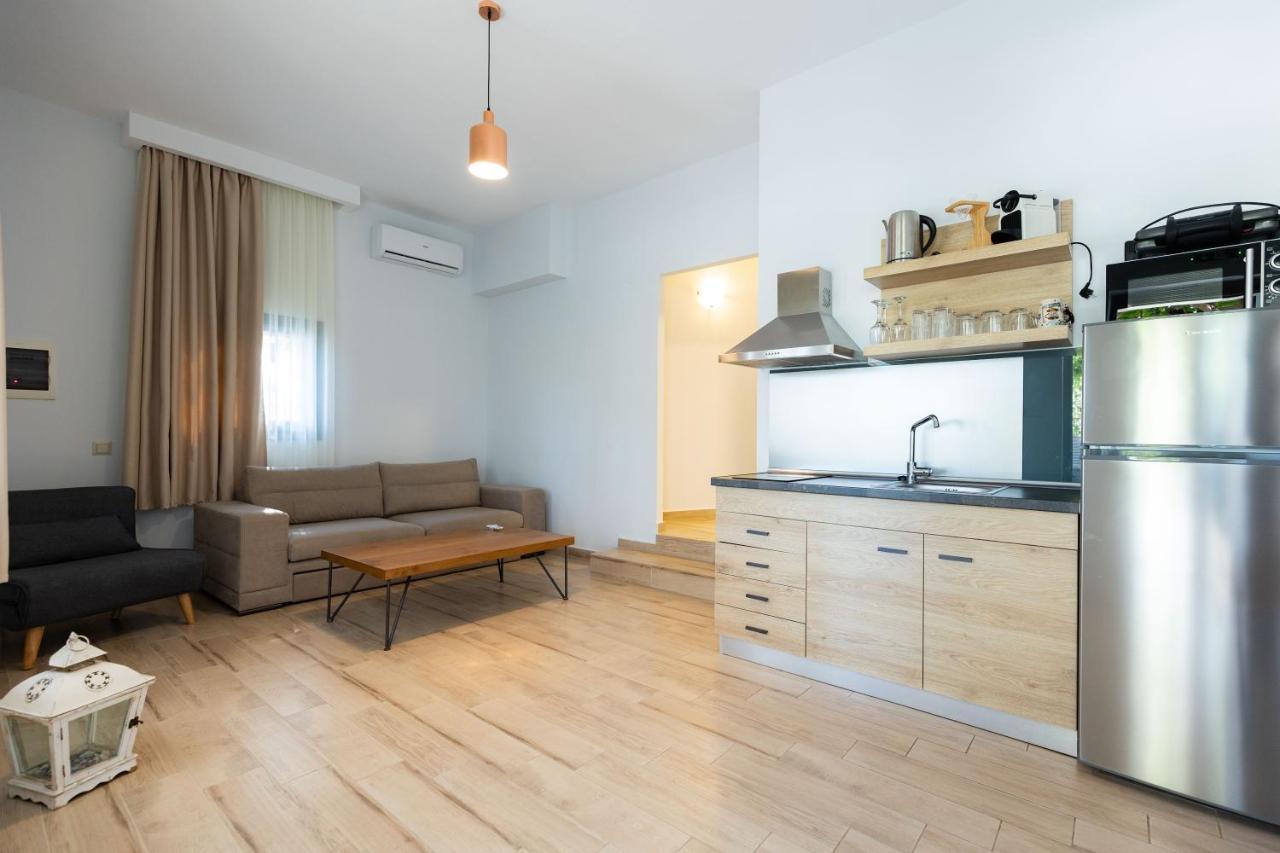 פאליאורי Casa Luxury Suites מראה חיצוני תמונה