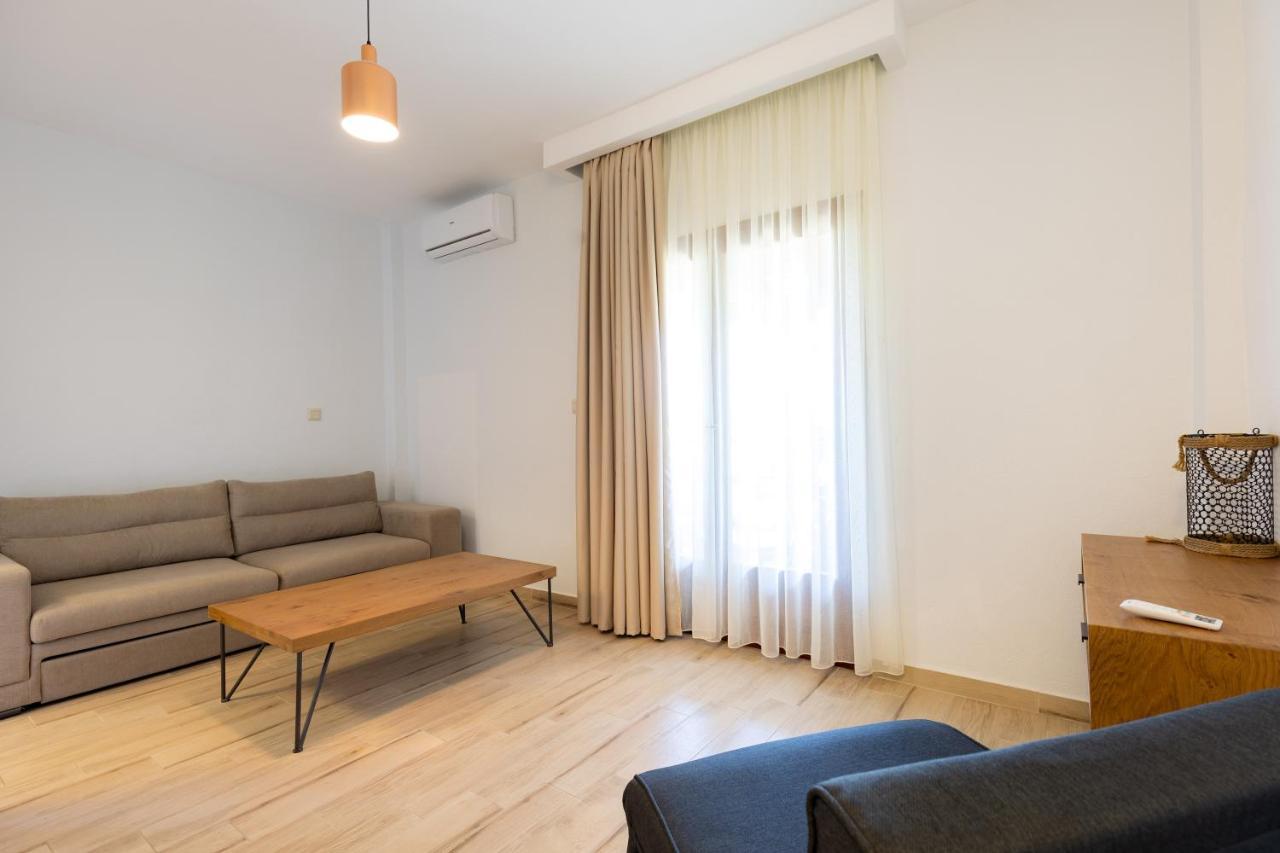 פאליאורי Casa Luxury Suites מראה חיצוני תמונה