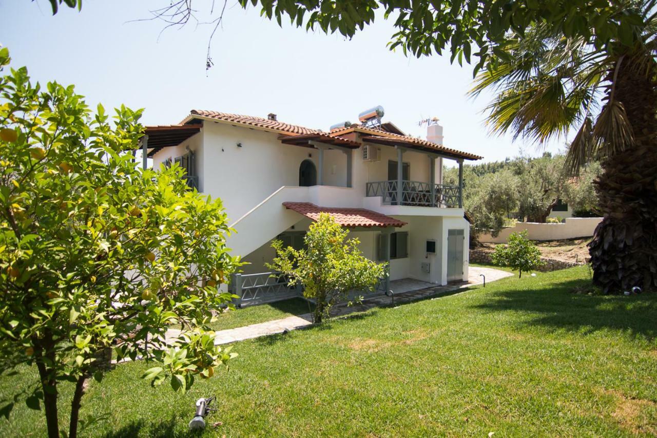 פאליאורי Casa Luxury Suites מראה חיצוני תמונה